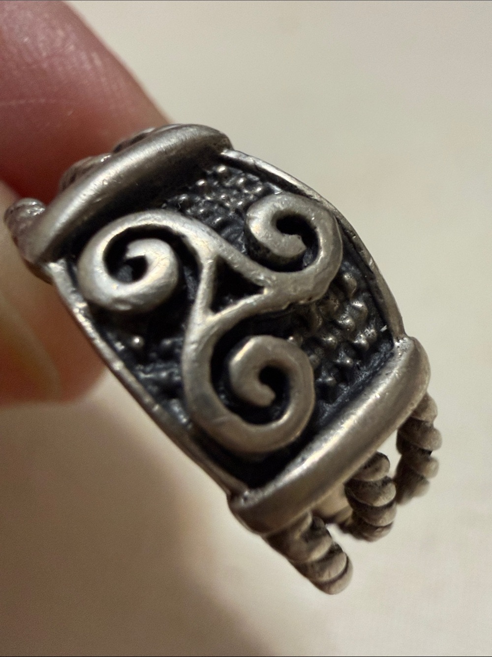 Sterling Silver 925 Antique-Style Silver Swirl Statement Ring size 7.5 - Picture 7 of 10